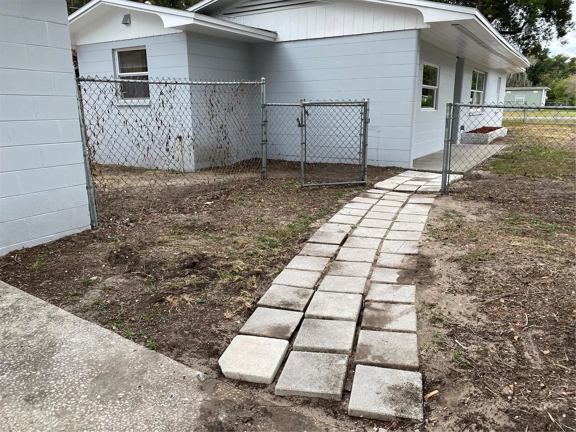 38415 9th Avenue Zephyrhills FL 33542