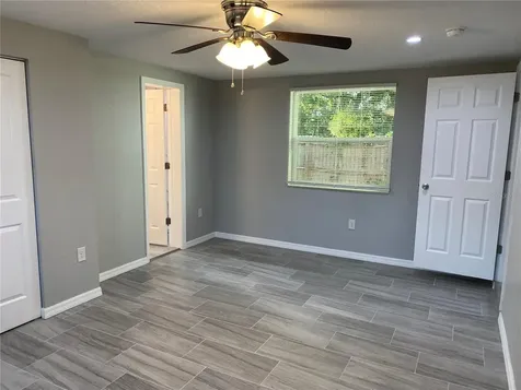 38415 9th Avenue Zephyrhills FL 33542