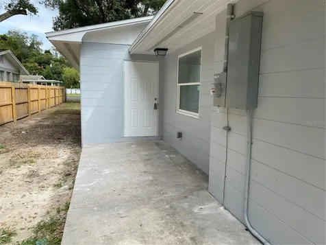 38415 9th Avenue Zephyrhills FL 33542