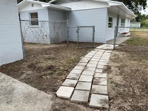 38415 9th Avenue Zephyrhills FL 33542