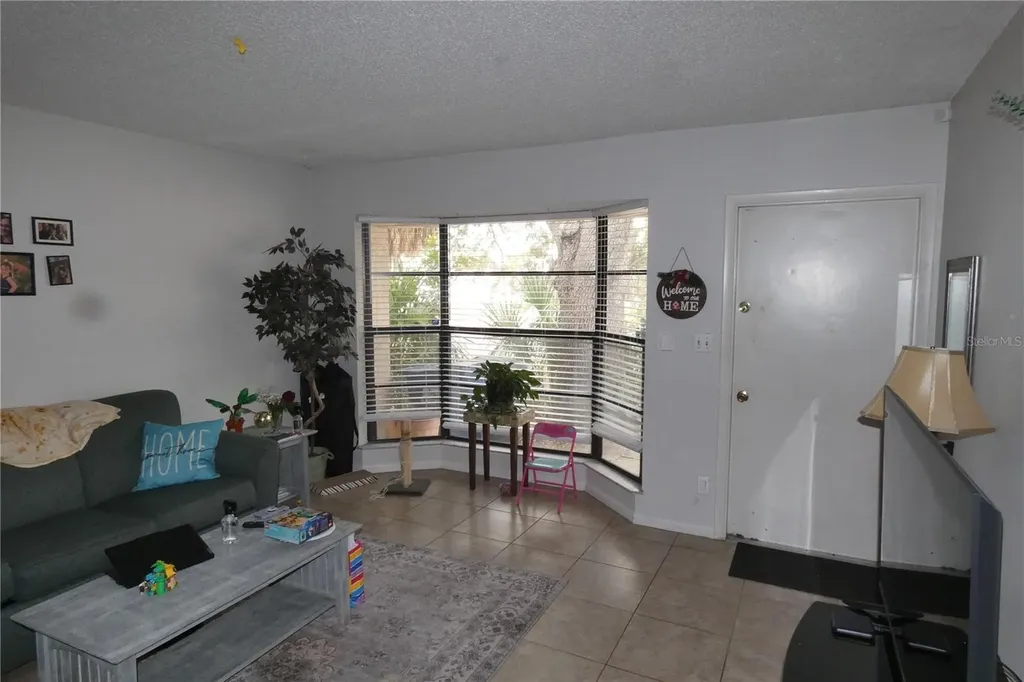 9201 7th Street N St Petersburg FL 33702