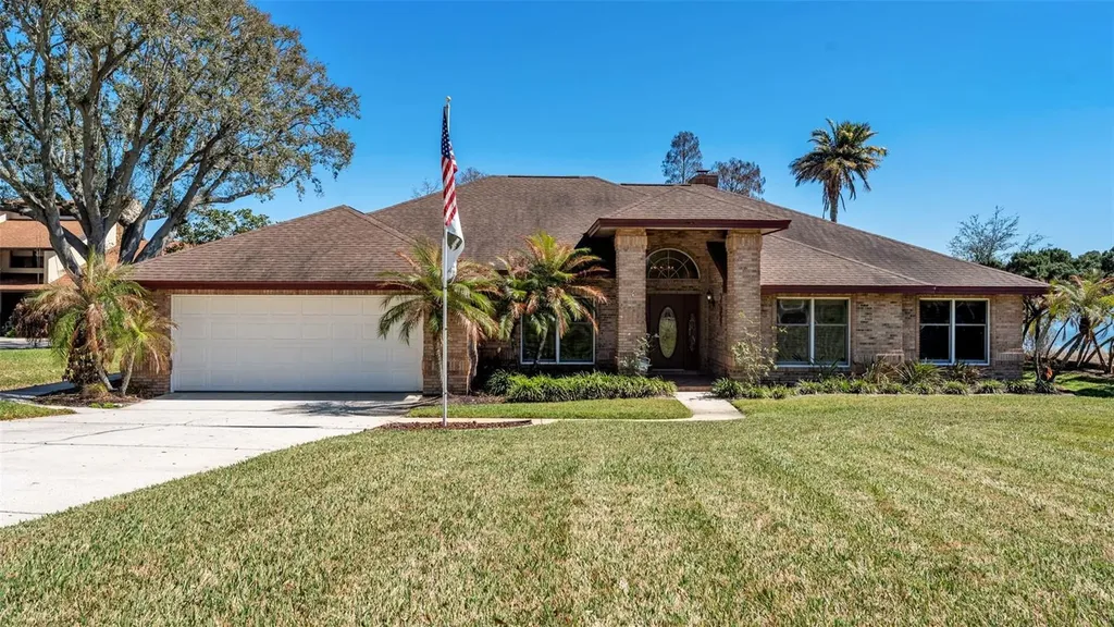 122 W Juliana Way Auburndale FL 33823