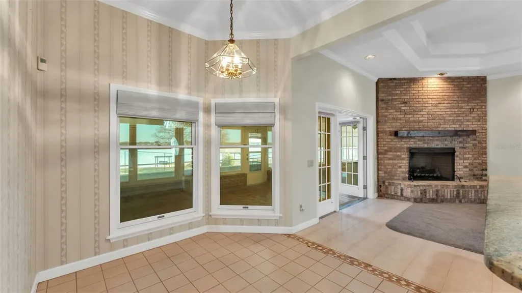122 W Juliana Way Auburndale FL 33823