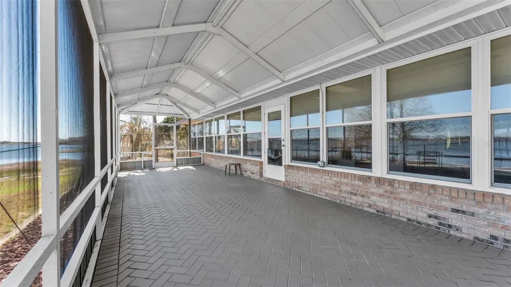 122 W Juliana Way Auburndale FL 33823