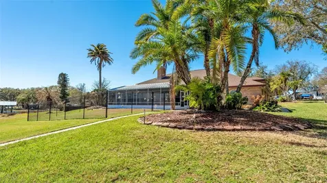 122 W Juliana Way Auburndale FL 33823