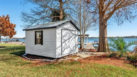 122 W Juliana Way Auburndale FL 33823