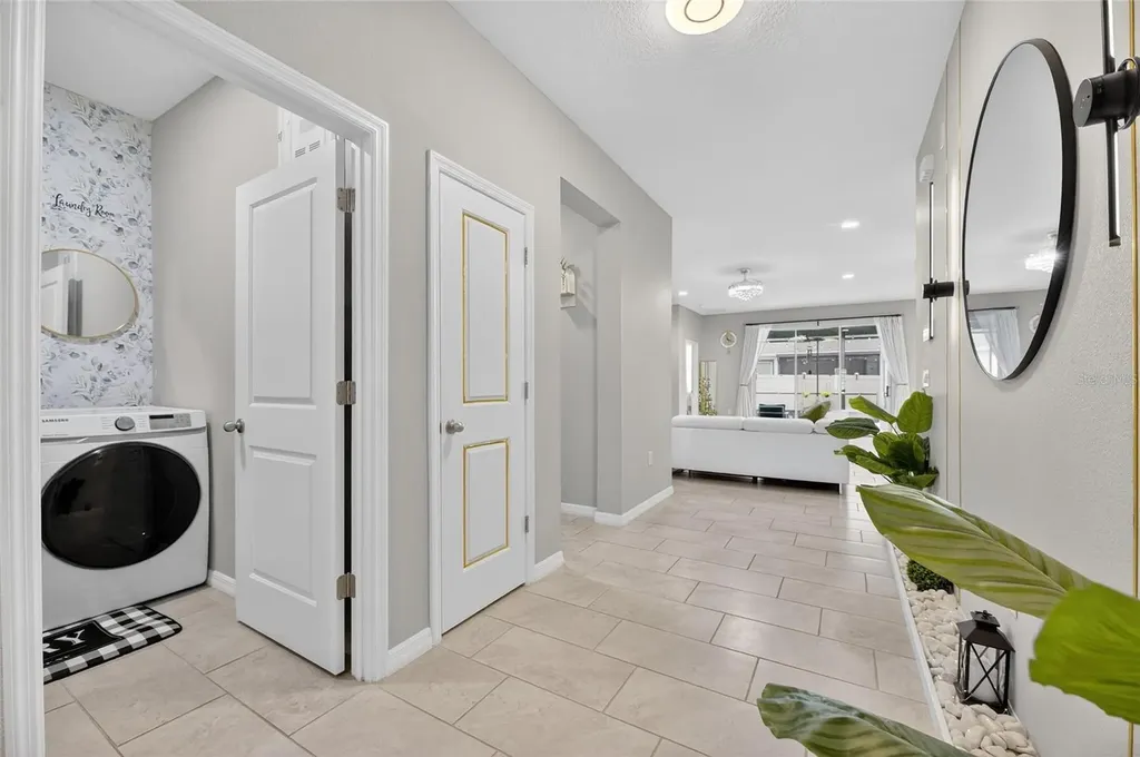 33146 Sand Creek Drive Wesley Chapel FL 33543