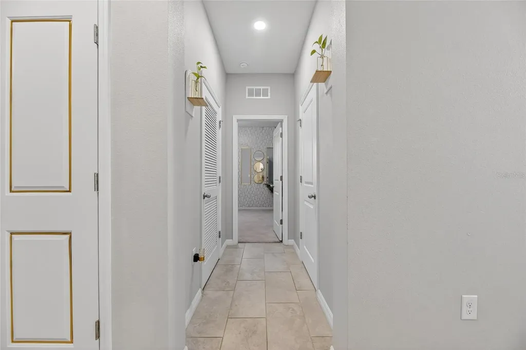 33146 Sand Creek Drive Wesley Chapel FL 33543