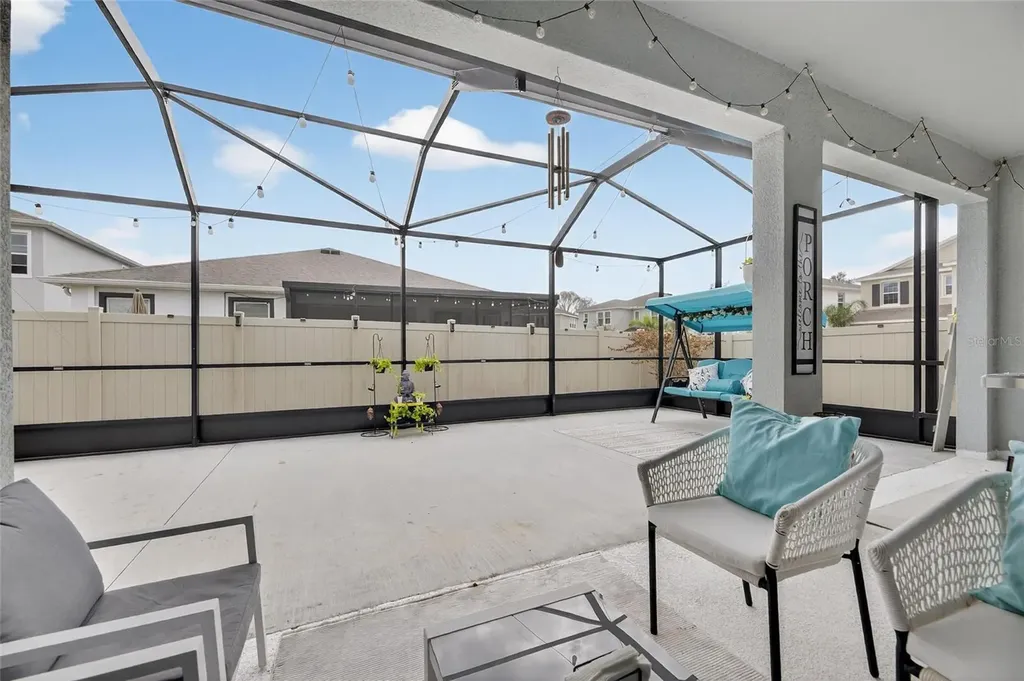 33146 Sand Creek Drive Wesley Chapel FL 33543