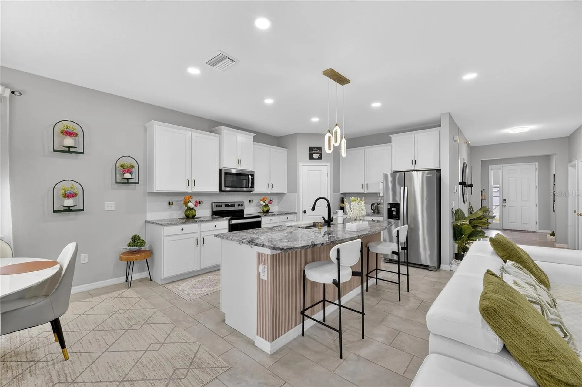 33146 Sand Creek Drive Wesley Chapel FL 33543