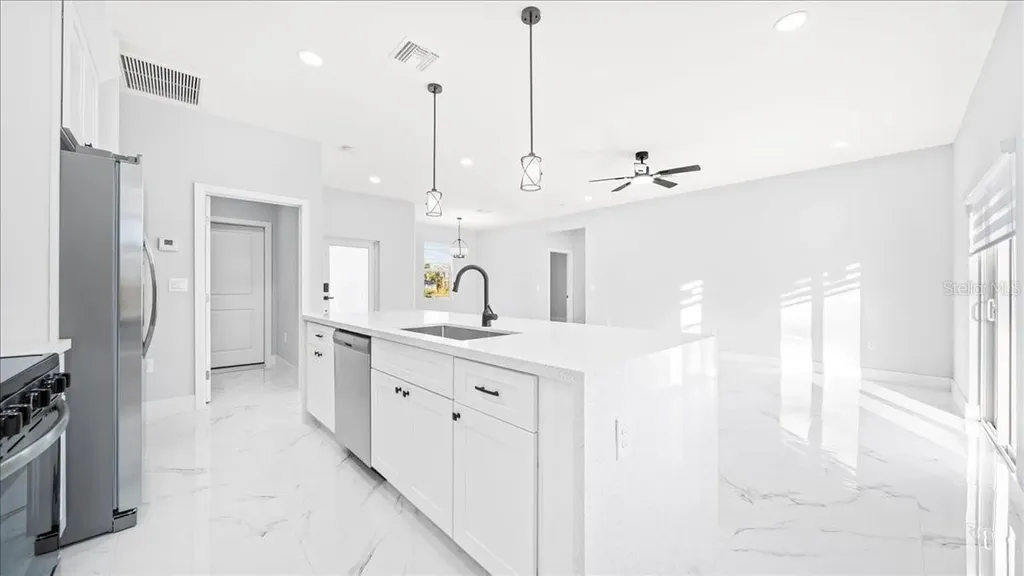 25 Diplomat Parkway E Cape Coral FL 33909