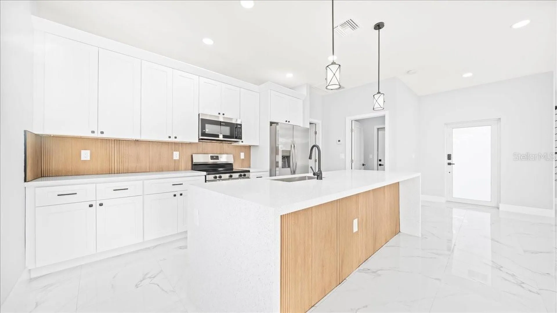 25 Diplomat Parkway E Cape Coral FL 33909