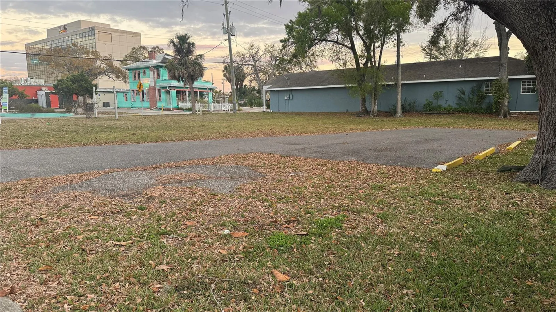 1505 6th Avenue W Bradenton FL 34205