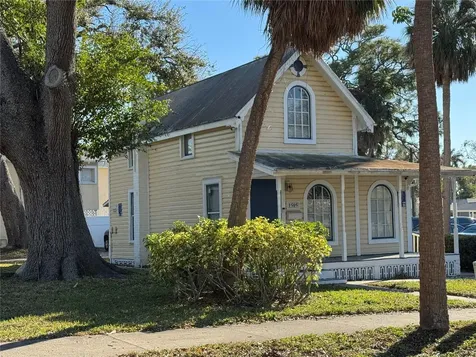 1505 6th Avenue W Bradenton FL 34205