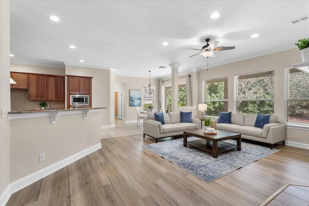 25516 Hawks Run Lane Sorrento FL 32776