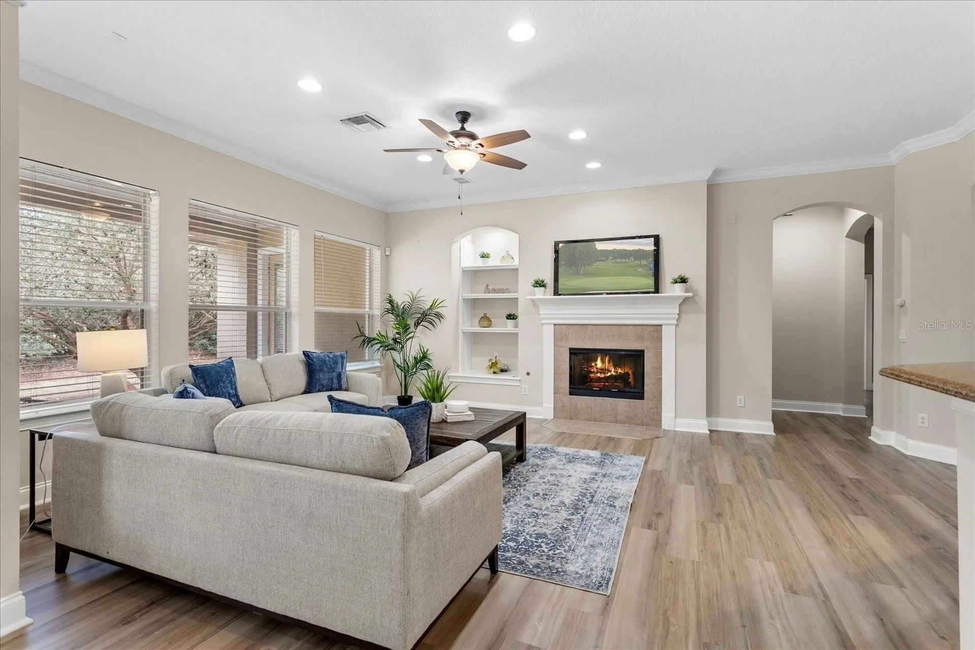25516 Hawks Run Lane Sorrento FL 32776