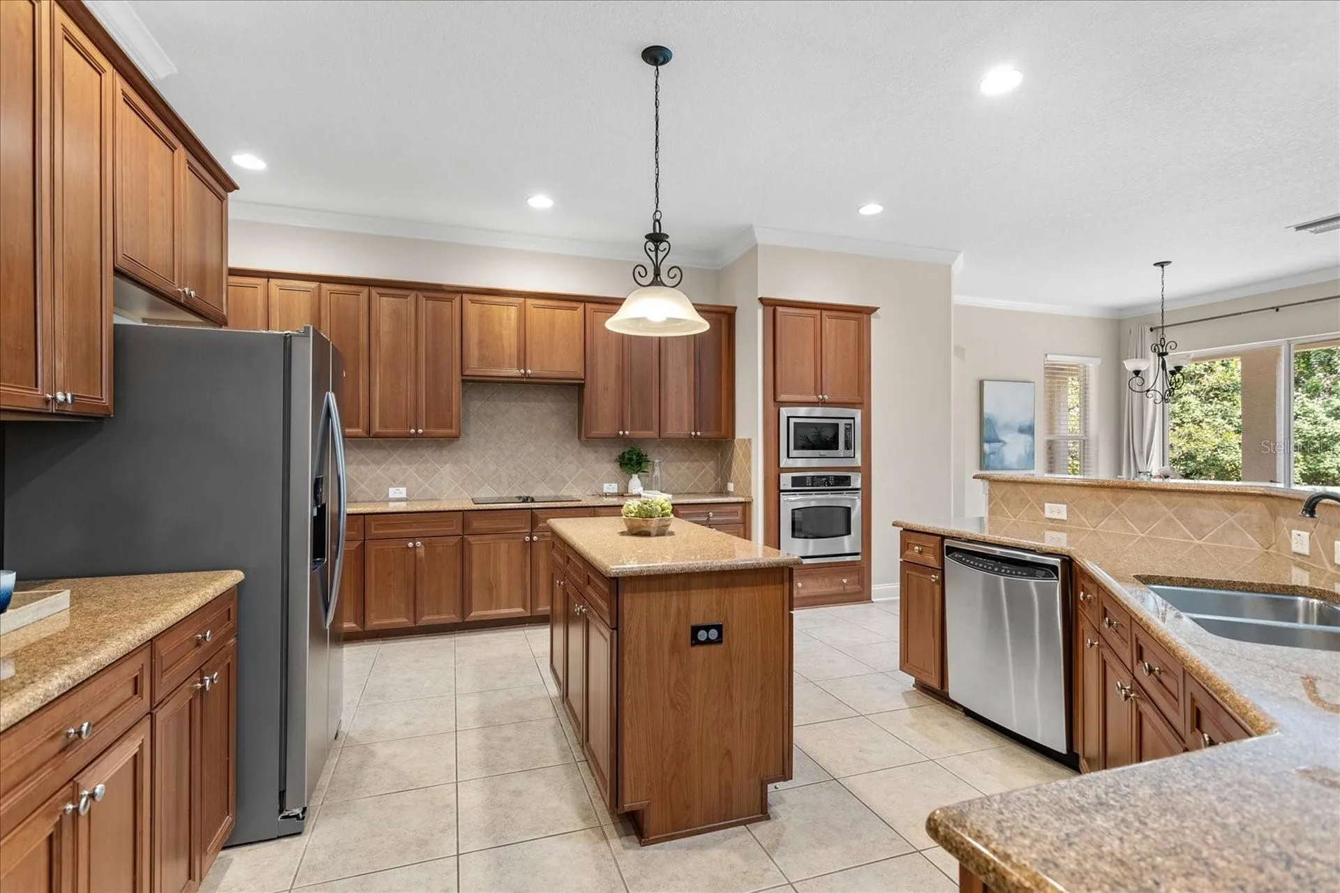 25516 Hawks Run Lane Sorrento FL 32776