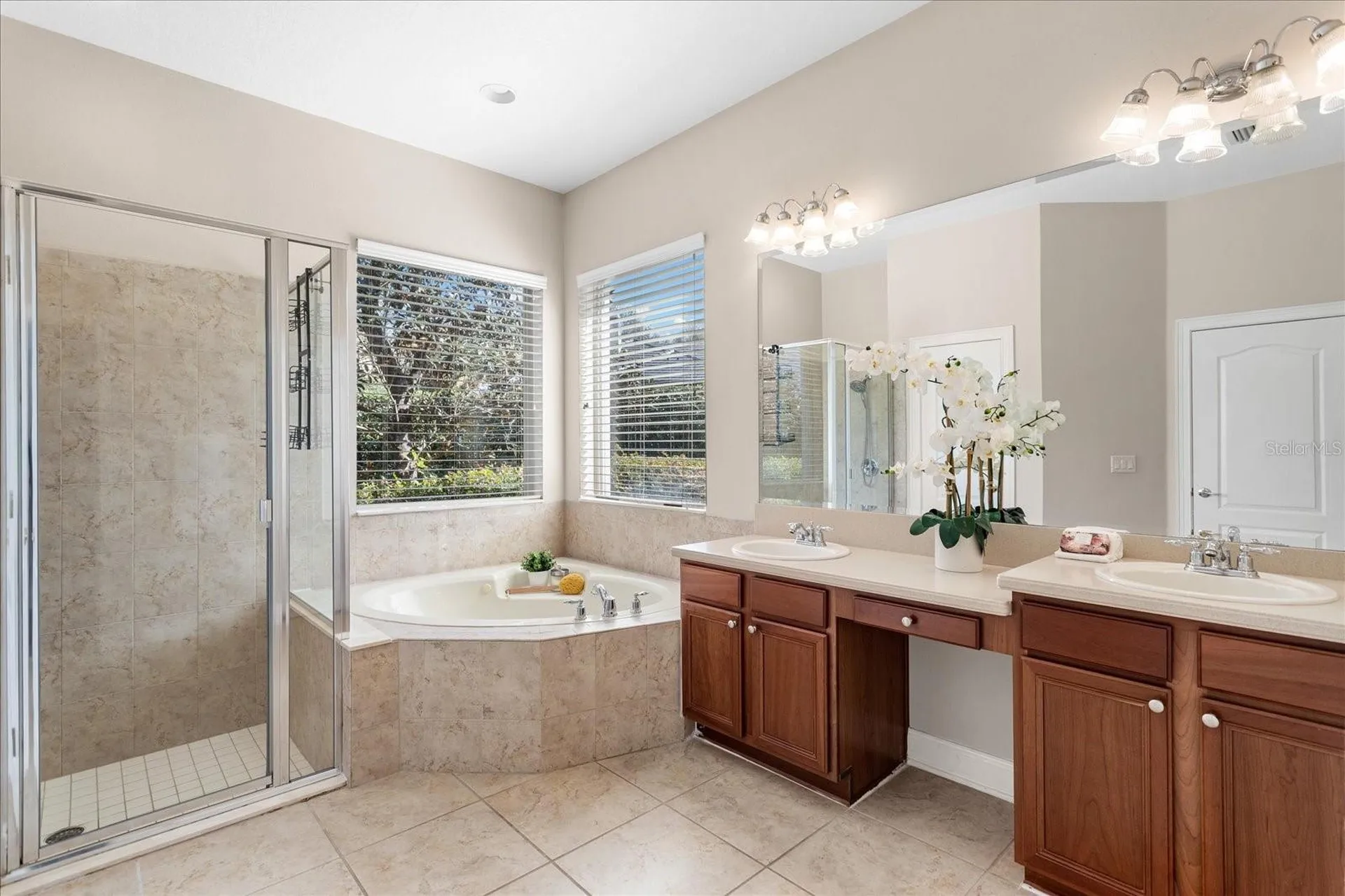 25516 Hawks Run Lane Sorrento FL 32776