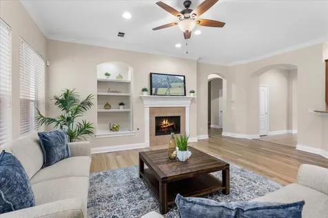 25516 Hawks Run Lane Sorrento FL 32776
