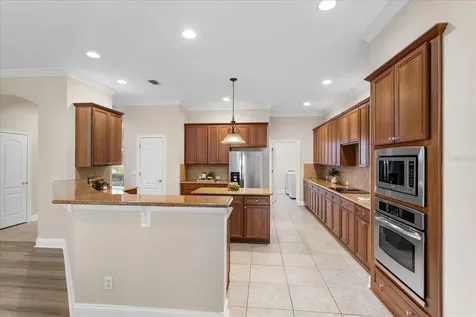 25516 Hawks Run Lane Sorrento FL 32776