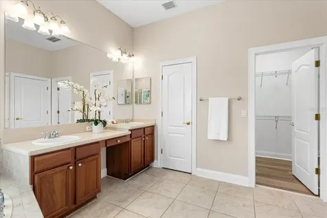 25516 Hawks Run Lane Sorrento FL 32776