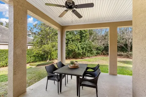 25516 Hawks Run Lane Sorrento FL 32776