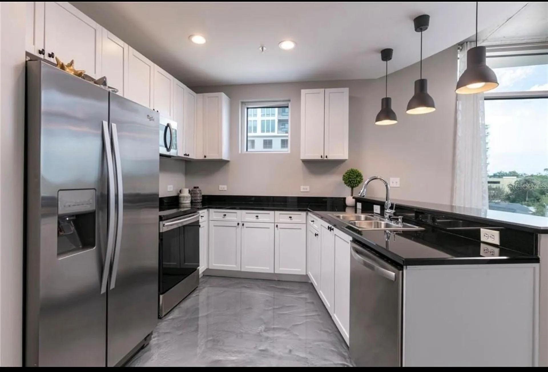 525 E Jackson Street Orlando FL 32801