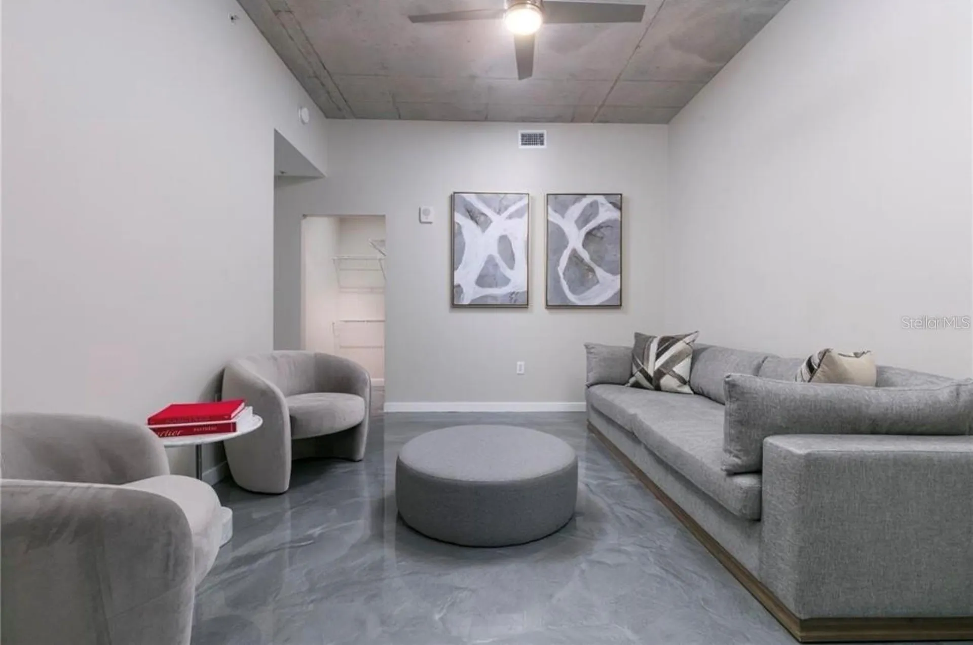 525 E Jackson Street Orlando FL 32801