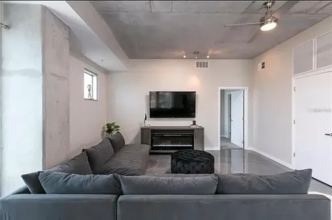 525 E Jackson Street Orlando FL 32801