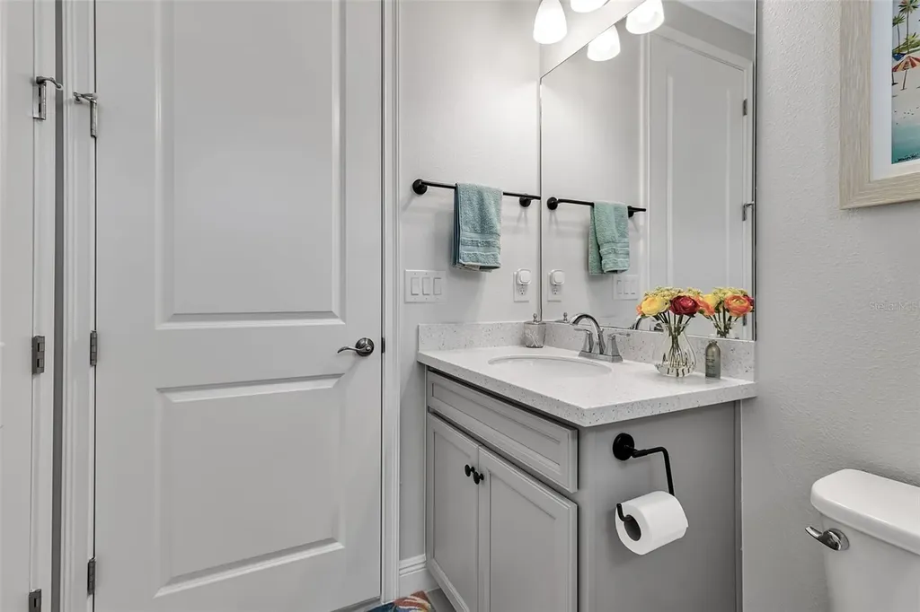 5649 Long Shore Loop Sarasota FL 34238