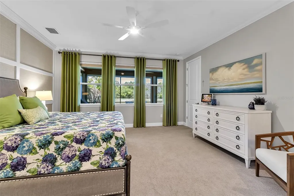 5649 Long Shore Loop Sarasota FL 34238