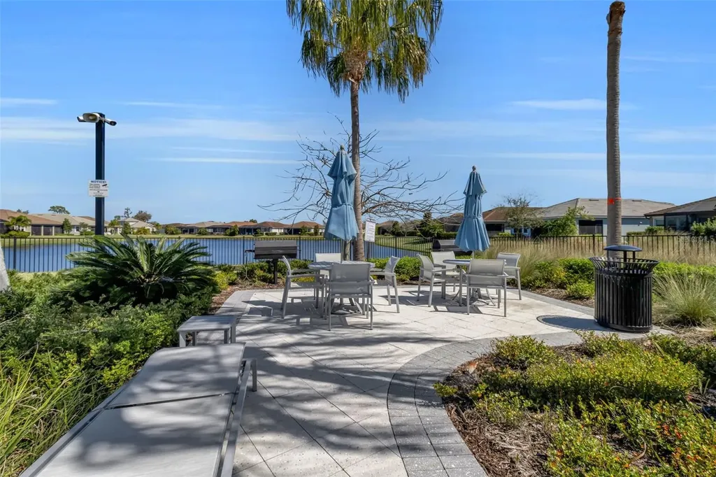 5649 Long Shore Loop Sarasota FL 34238
