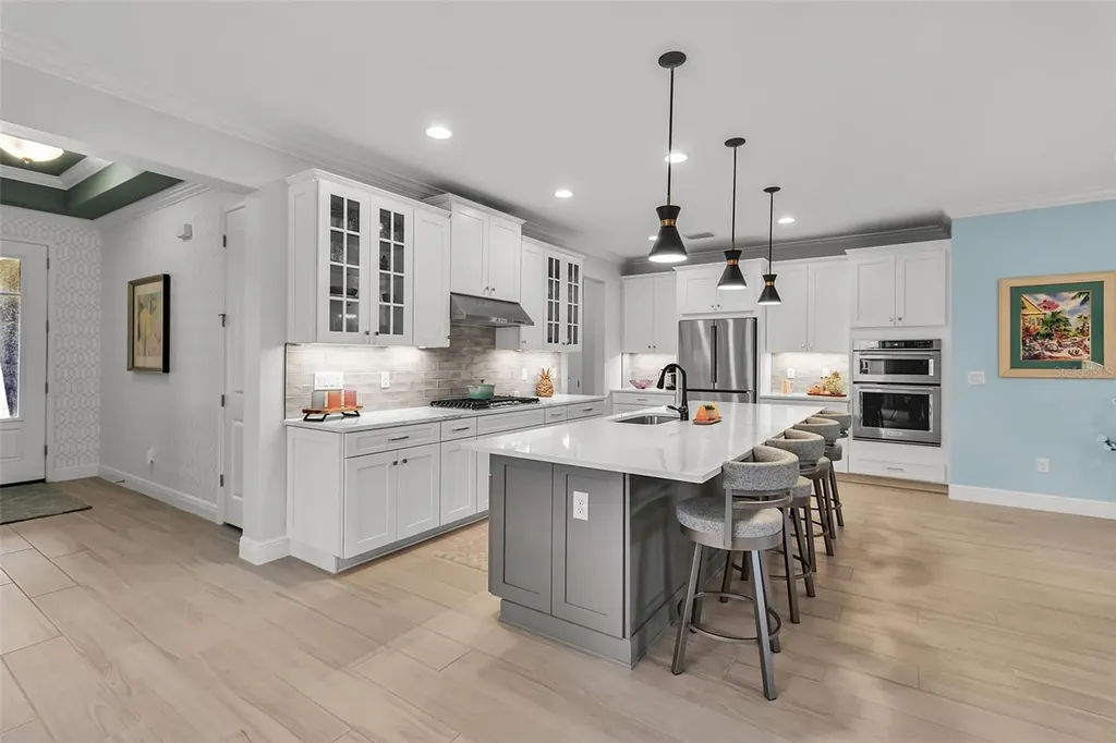 5649 Long Shore Loop Sarasota FL 34238