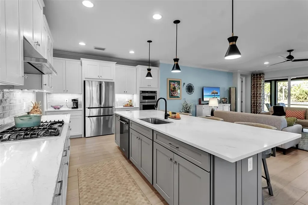 5649 Long Shore Loop Sarasota FL 34238