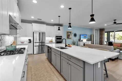 5649 Long Shore Loop Sarasota FL 34238