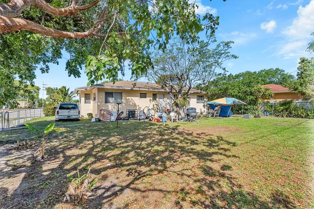 6701-6703 NW 5th Avenue Miami FL 33150