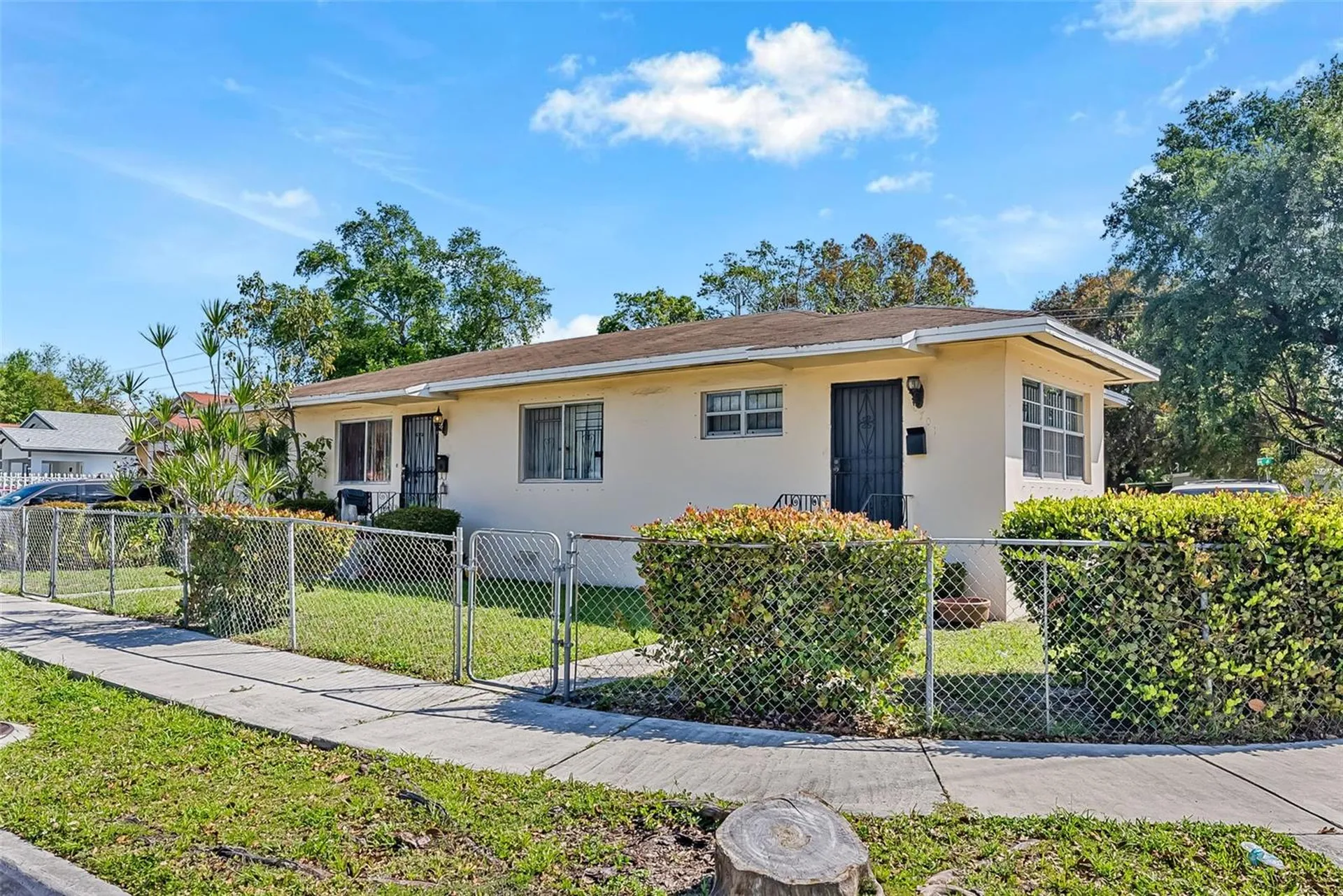 6701-6703 NW 5th Avenue Miami FL 33150