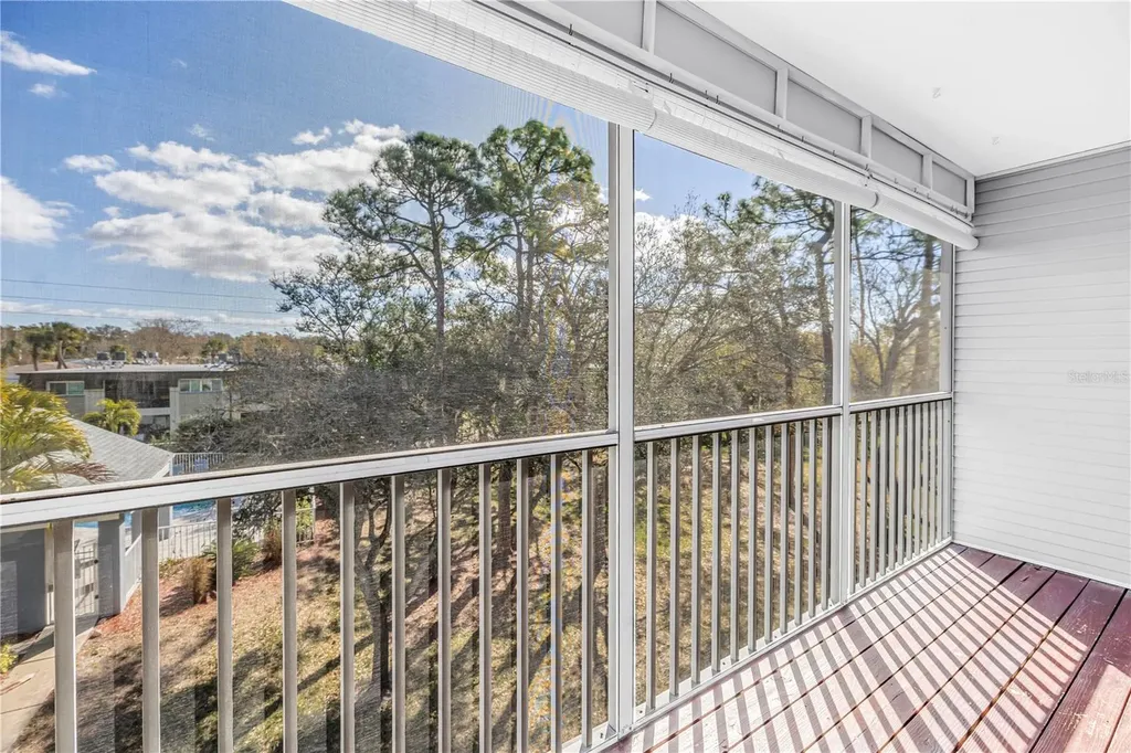 9613 Tara Cay Court Seminole FL 33776