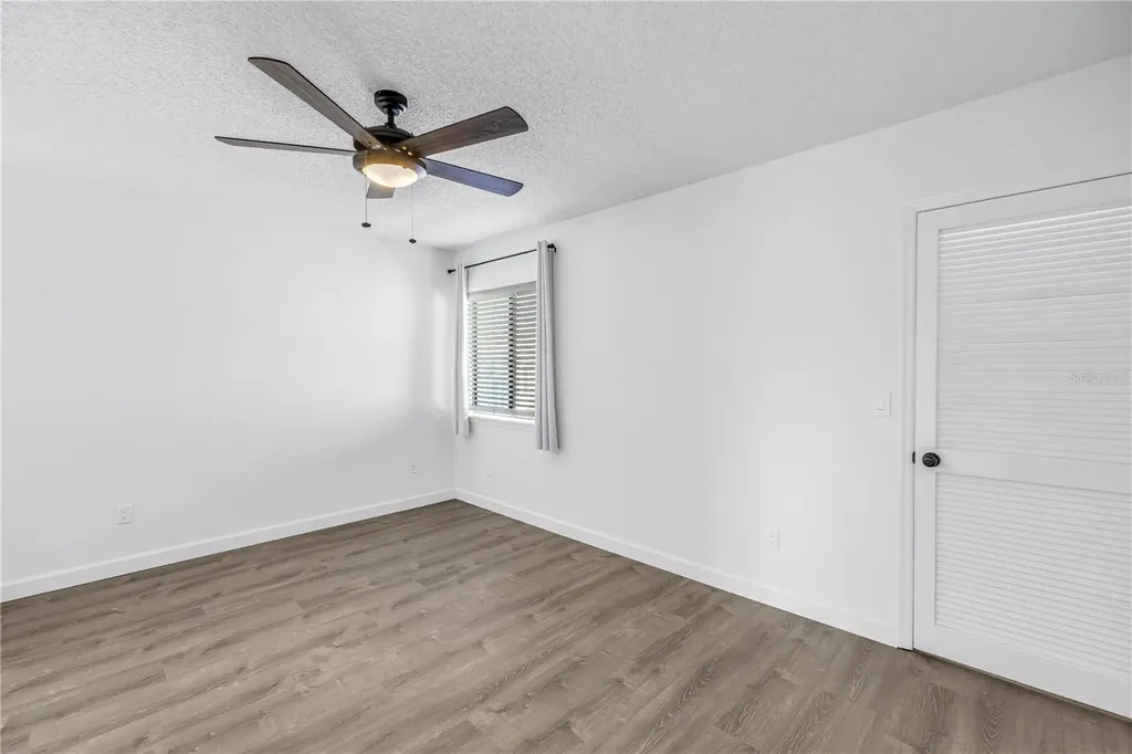 9613 Tara Cay Court Seminole FL 33776