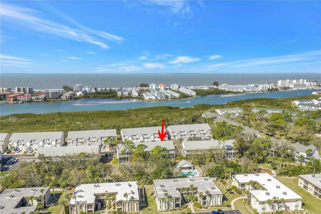 9613 Tara Cay Court Seminole FL 33776