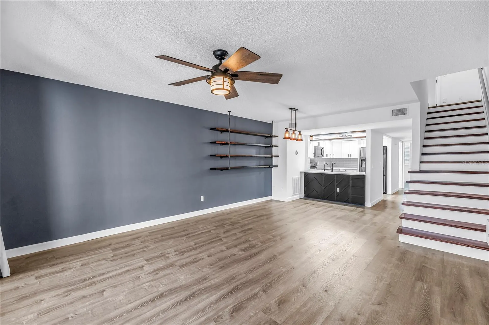 9613 Tara Cay Court Seminole FL 33776