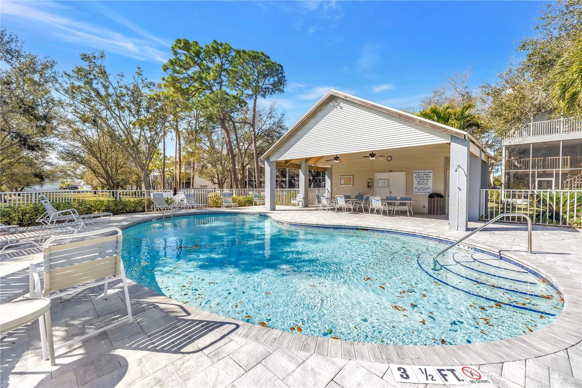 9613 Tara Cay Court Seminole FL 33776