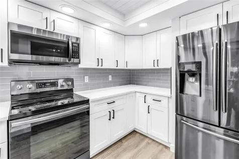 9613 Tara Cay Court Seminole FL 33776