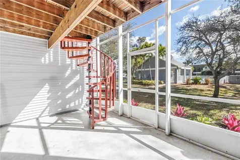 9613 Tara Cay Court Seminole FL 33776