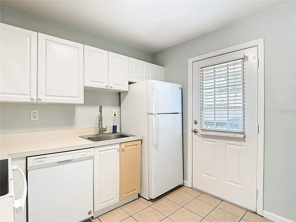 201 Pine Violet Court Tampa FL 33612