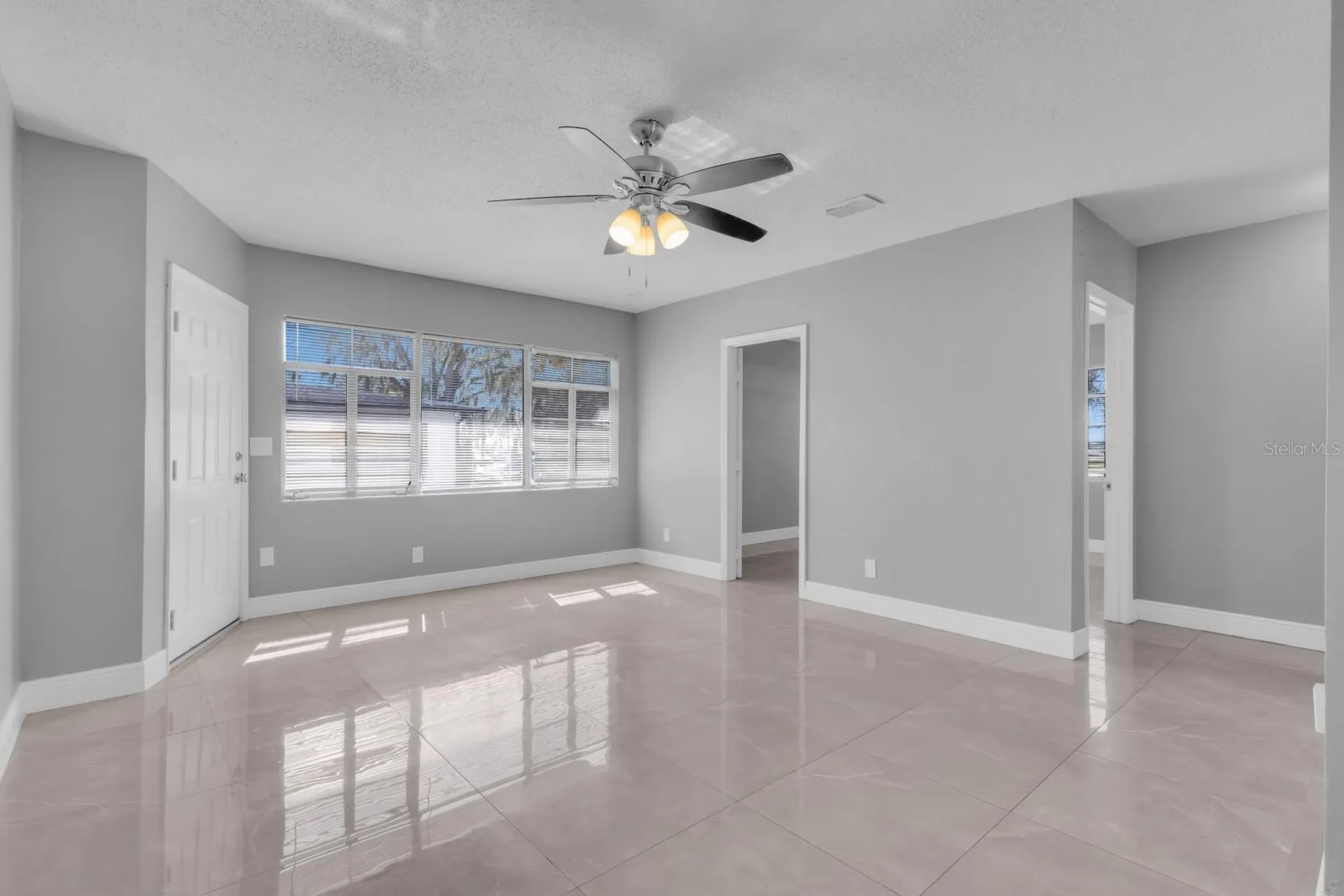 307 E Monument Avenue Kissimmee FL 34741