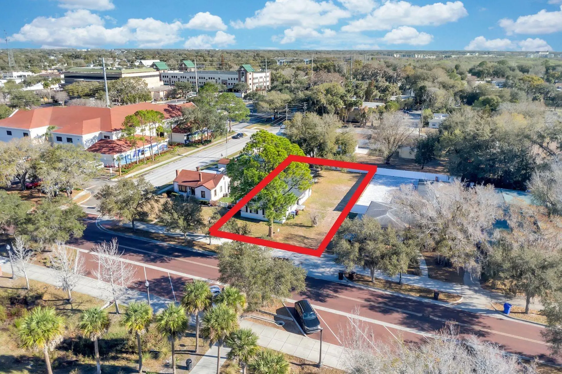 307 E Monument Avenue Kissimmee FL 34741