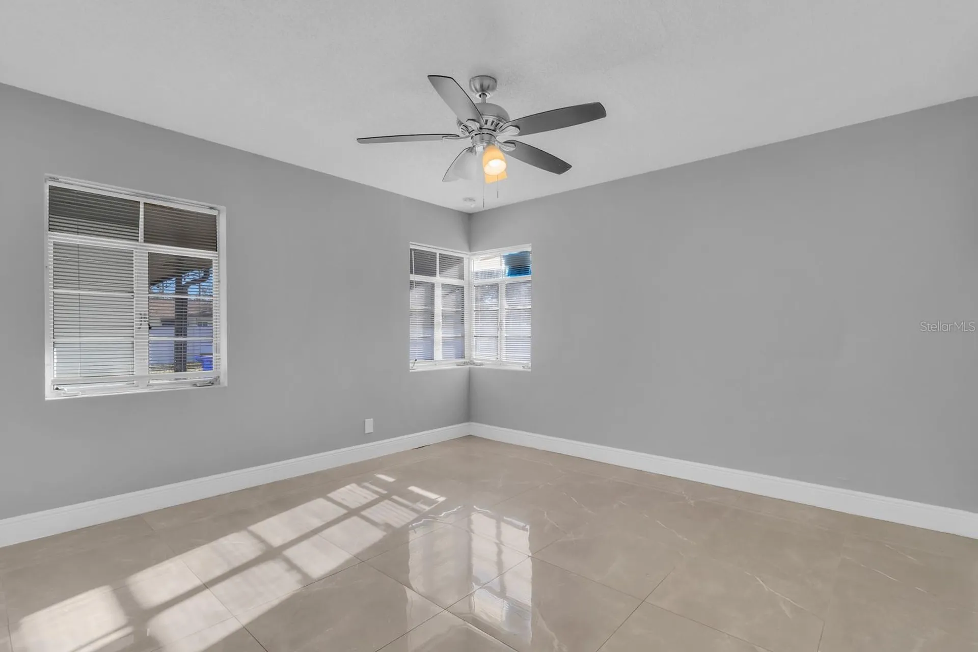 307 E Monument Avenue Kissimmee FL 34741