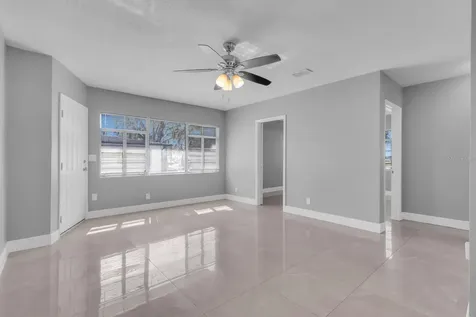 307 E Monument Avenue Kissimmee FL 34741