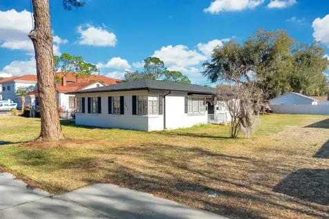 307 E Monument Avenue Kissimmee FL 34741